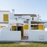 Rent 3 bedroom house of 124 m² in Quarteira