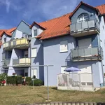 Hübsche Dachgeschosswohnung, Balkon und Wannenbad, Blick ins Grüne, Stellplatz