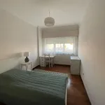 Rent 5 bedroom apartment in Lisbon