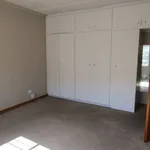 Rent 3 bedroom house in Roodepoort