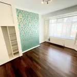 Rent 4 bedroom flat in Finchley