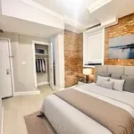 Rent 3 bedroom apartment in Manhattan