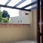 Rent 2 bedroom apartment in Randburg