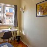 Rent 6 bedroom apartment in Lisbon