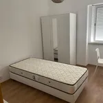 Rent 4 bedroom apartment in Lisbon