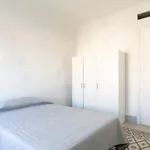 Rent 7 bedroom apartment in Granada