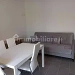 Affitto 1 camera appartamento di 85 m² in Piacenza