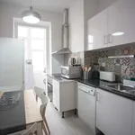 Rent 4 bedroom apartment in Lisbon