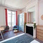  appartement avec 7 chambre(s) en location à Paris