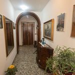 Rent 5 bedroom apartment of 100 m² in Genoa