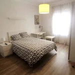 Rent a room of 120 m² in zaragoza