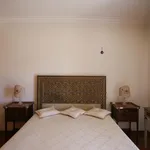 Rent 5 bedroom house in Lisbon