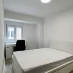 Rent a room of 80 m² in valencia