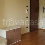 Affitto 3 camera appartamento di 85 m² in Frosinone