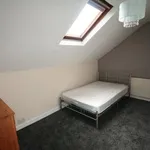 Rent 4 bedroom house in Leeds