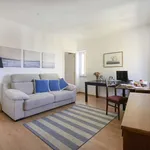 Rent 1 bedroom apartment of 50 m² in lisbon