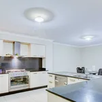 Rent 4 bedroom house in Craigieburn