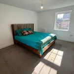 Rent 6 bedroom house in East Midlands