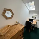 Rent 6 bedroom flat in Swansea