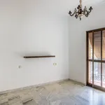 Alquilo 4 dormitorio casa de 206 m² en Gelves