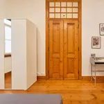 Rent a room of 111 m² in Lisboa