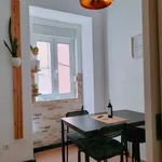 Rent 1 bedroom apartment of 30 m² in Lisbon