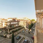 Rent 5 bedroom apartment of 230 m² in Roma