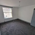 Rent 4 bedroom apartment in West Midlands