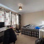 Rent 7 bedroom house in East Midlands