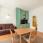 Rent 1 bedroom apartment of 30 m² in Porto