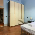 Rent 2 bedroom apartment of 90 m² in florence