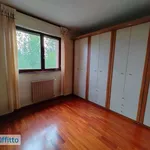 Rent 3 bedroom apartment of 95 m² in Milan