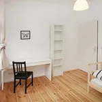 Rent a room of 70 m² in Berlin