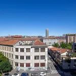 Rent 3 bedroom apartment of 85 m² in Milano