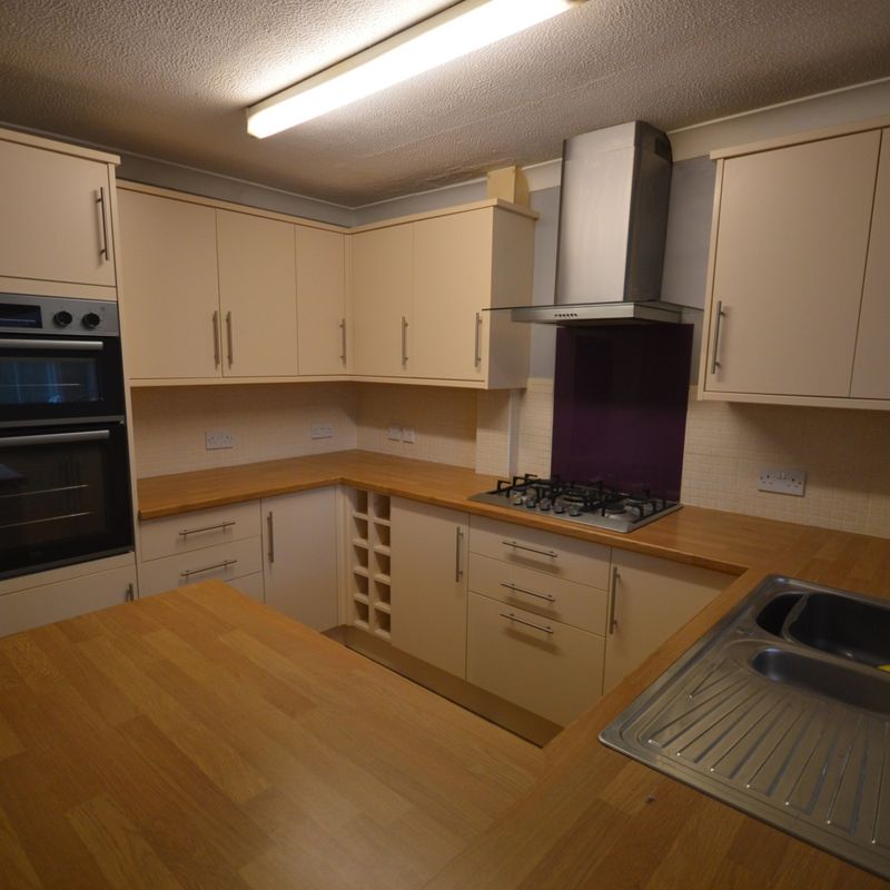 apartment for rent in Meadowlands, Lymington, Hampshire, SO41 Pennington