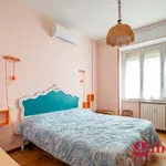 Rent 1 bedroom apartment of 55 m² in milano