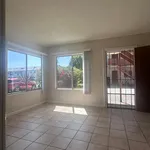 Rent 1 bedroom apartment of 492 m² in Anaheim