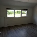 Maison de 621 m² avec 3 chambre(s) en location à Léglise