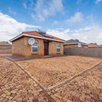 2 Bedroom House To Let in Lehae