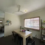 Rent 3 bedroom house of 777 m² in Moranbah