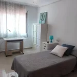 Alquilo 3 dormitorio apartamento de 120 m² en Murcia