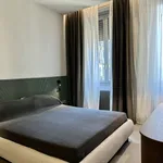 Rent 2 bedroom apartment of 72 m² in milan