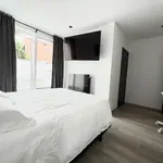 Rent a room of 170 m² in brussels
