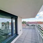 Rent 4 bedroom apartment of 95 m² in Prague