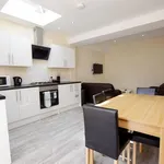 Rent 5 bedroom apartment in West Midlands