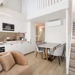 Rent 4 bedroom apartment of 49 m² in Porto