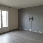 Rent 3 bedroom apartment of 56 m² in à Annecy