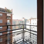 Rent 2 bedroom apartment of 55 m² in Milan