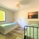 Maison de 128 m² avec 6 chambre(s) en location à cadenet