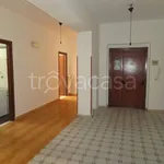 Rent 1 bedroom apartment of 320 m² in Lamezia Terme